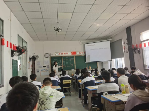 岳阳市江南通信职业技术学校有限公司,岳阳江南学校,岳阳江南通信学校,岳阳职业学校